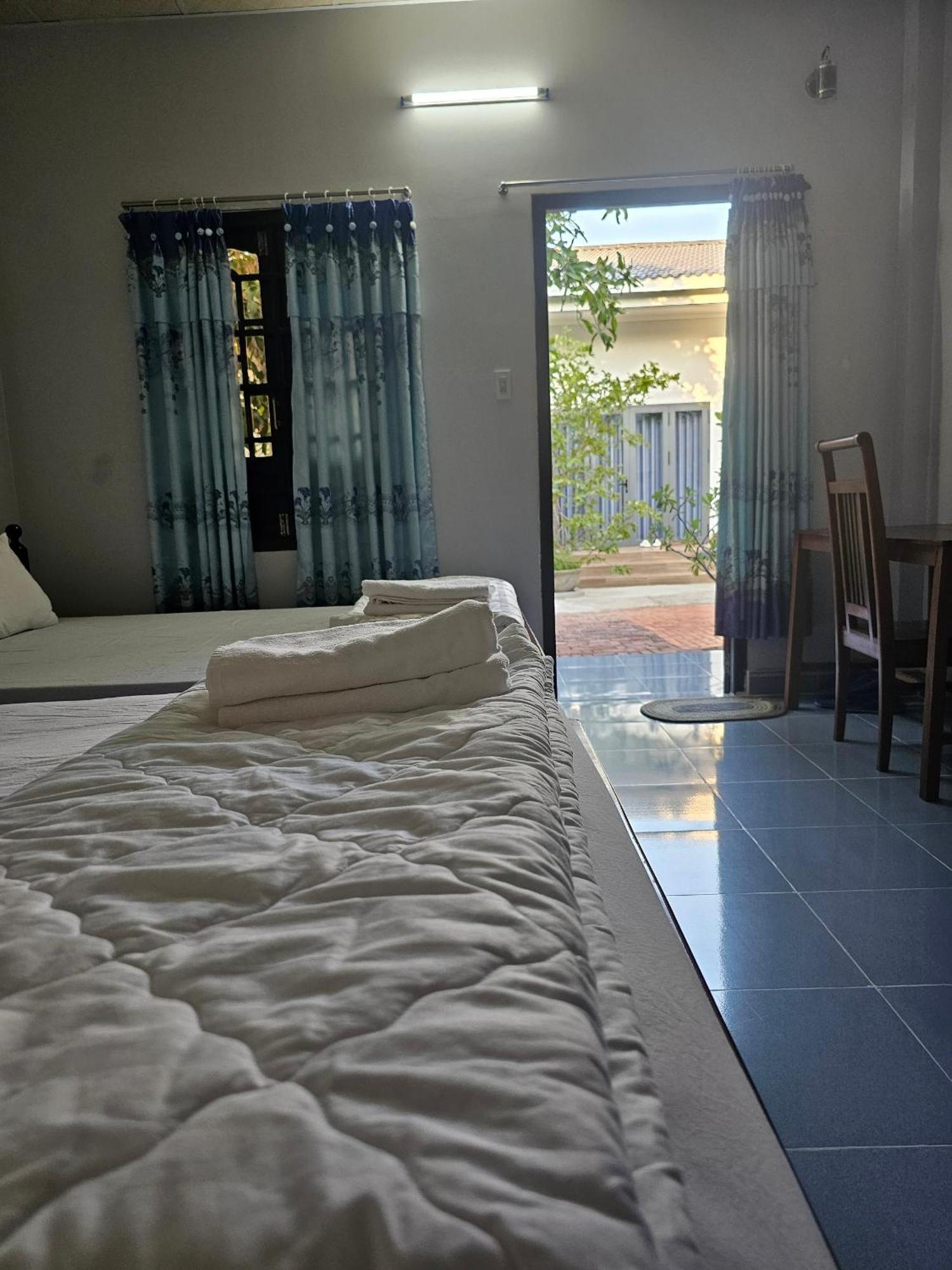 Cay Phuong Guesthouse Mũi Né Exterior foto